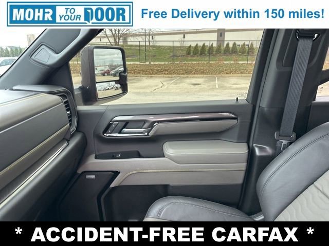 Used 2025 Chevrolet Silverado 2500 ZR2 w/ Technology Package image 28