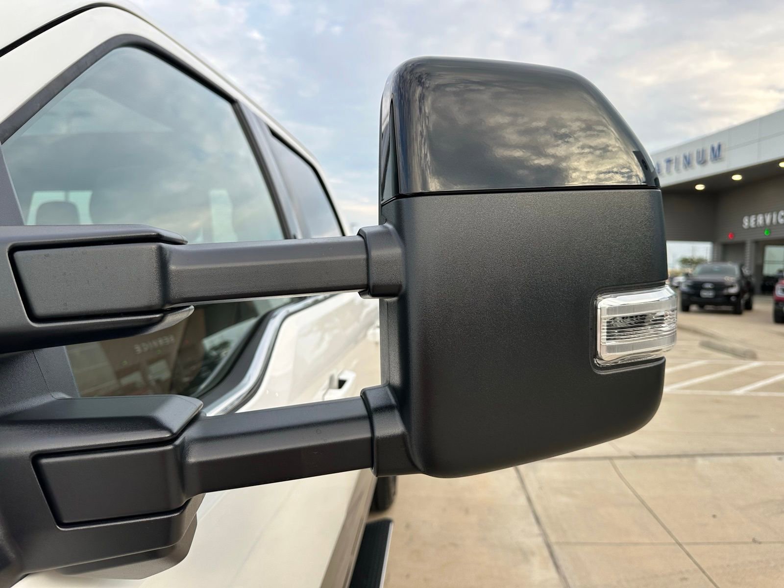 New 2026 Ford F250 King Ranch w/ FX4 Off-Road Package image 9