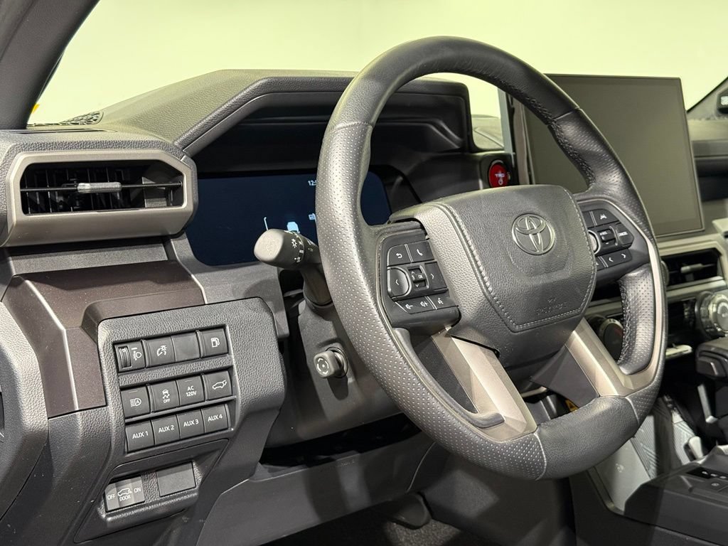 Certified 2025 Toyota 4Runner 4WD image 17