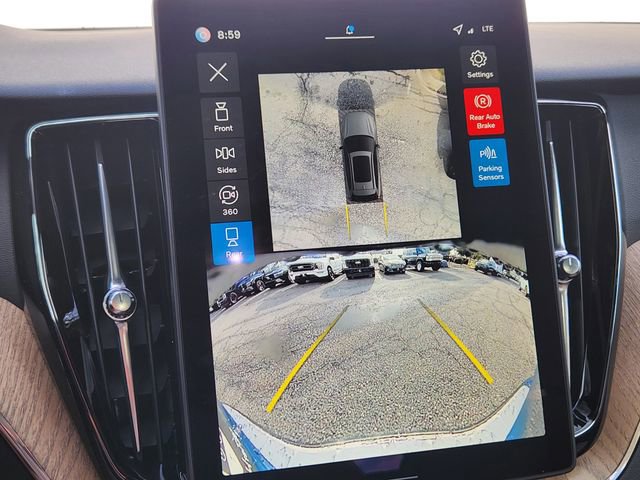 New 2026 Volvo XC60 B5 Plus w/ Protection Package Premier image 22