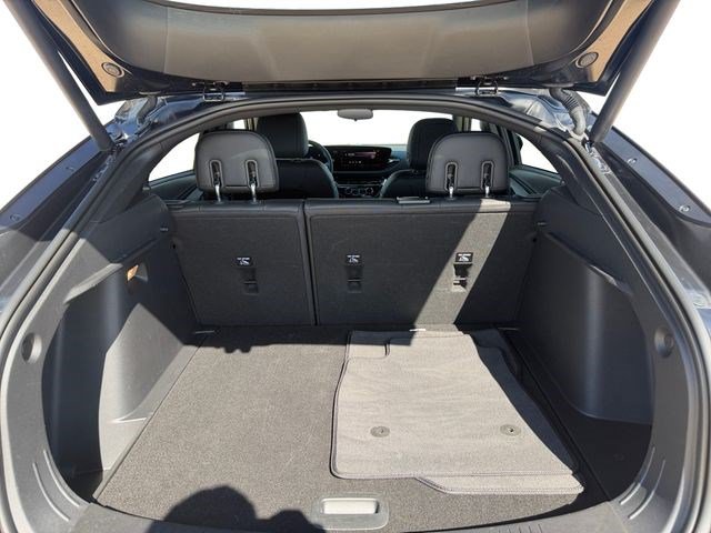 Used 2025 Buick Envista Sport Touring w/ Convenience I Package FWD image 18