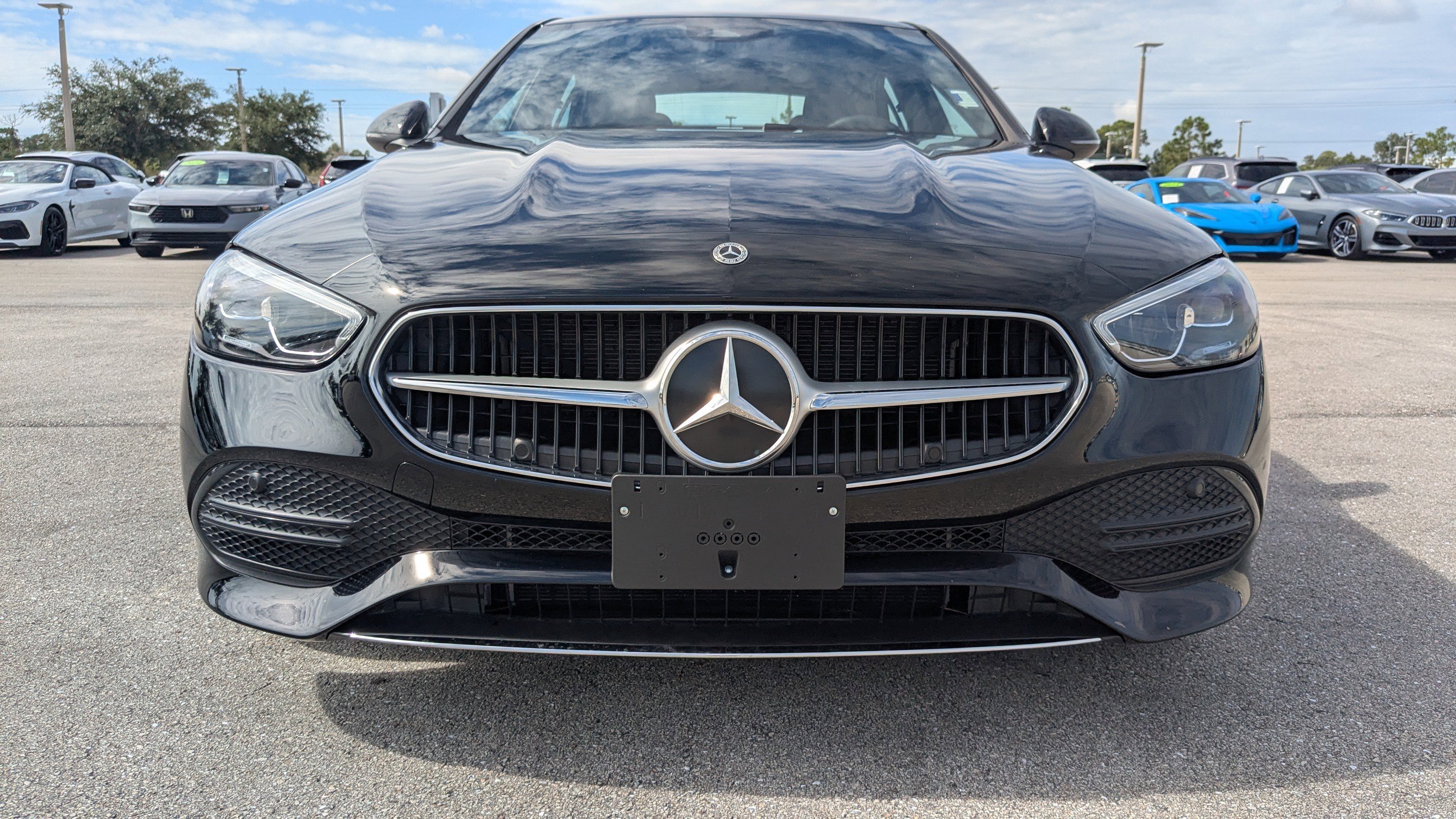 Used 2025 Mercedes-Benz C 300 4MATIC Sedan image 10