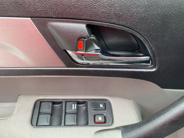 Used 2011 Honda CR-V SE image 12