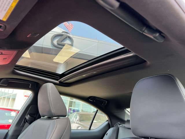 Used 2022 Lexus IS 350 F Sport AWD/4WD image 22