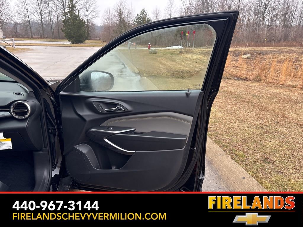 New 2026 Chevrolet Trax ACTIV w/ Driver Confidence Package image 25