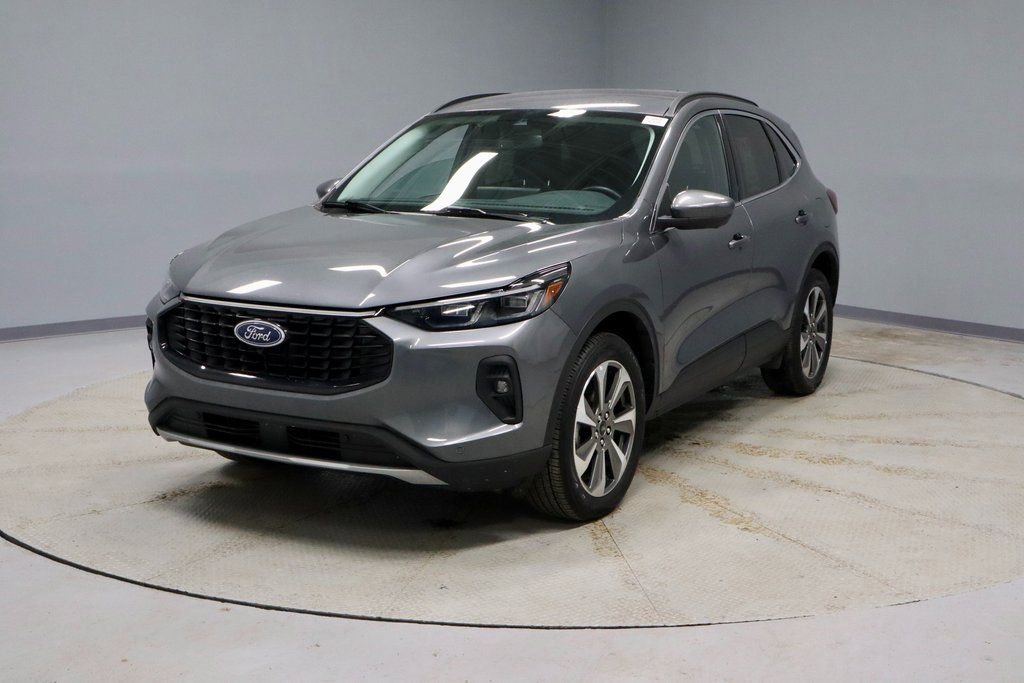 Certified 2024 Ford Escape Platinum image 8