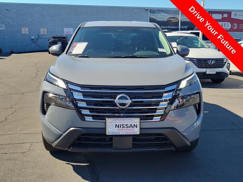 Used 2026 Nissan Rogue SV FWD image 29