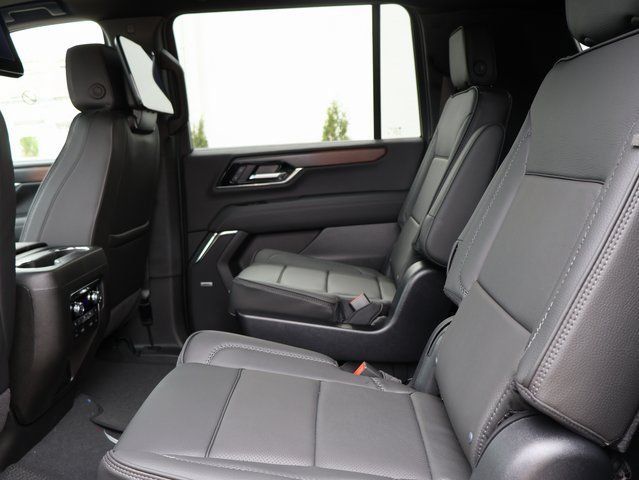 New 2026 GMC Yukon XL Denali w/ Denali Reserve Package AWD/4WD image 18