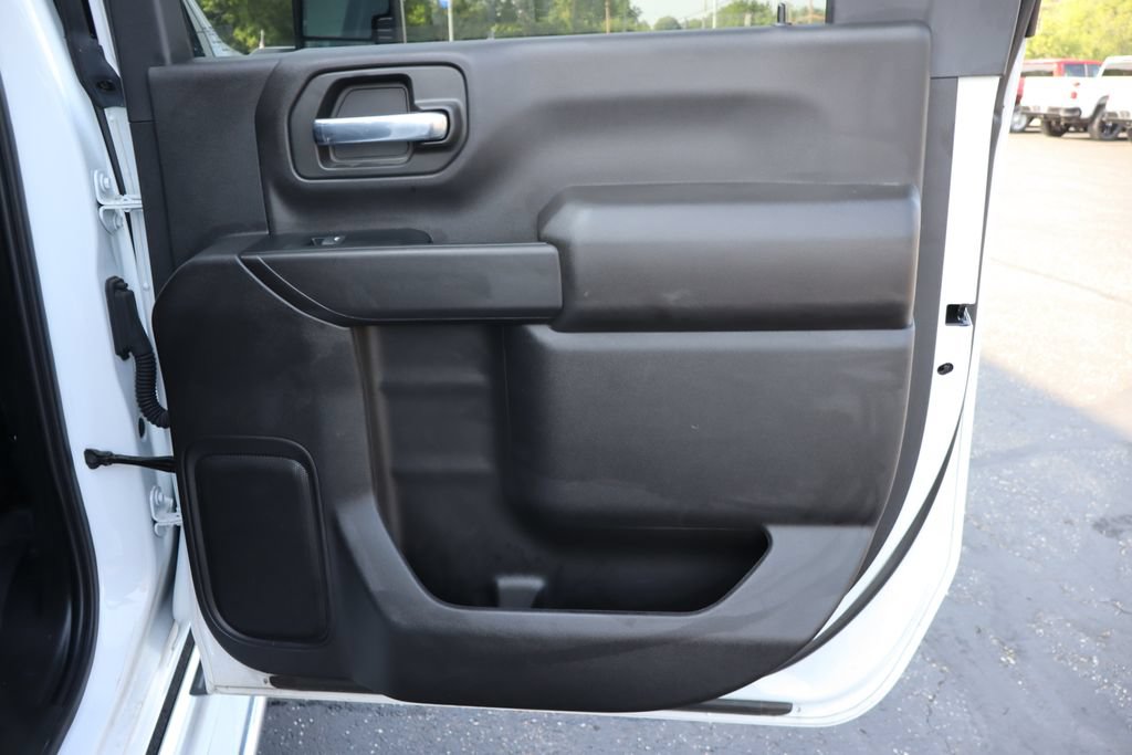 Used 2023 Chevrolet Silverado 3500 LT AWD/4WD image 19