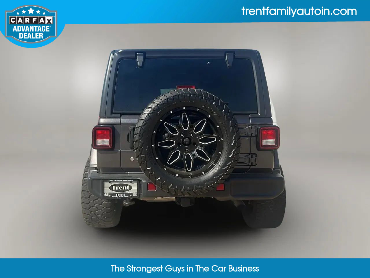 Used 2019 Jeep Wrangler Unlimited Sahara image 11
