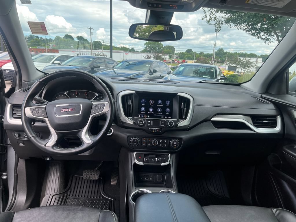 Used 2023 GMC Terrain SLT AWD/4WD image 21