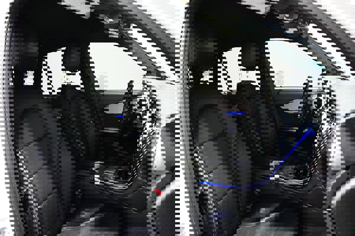 Used 2021 Mercedes-Benz GLC 300 4MATIC image 24