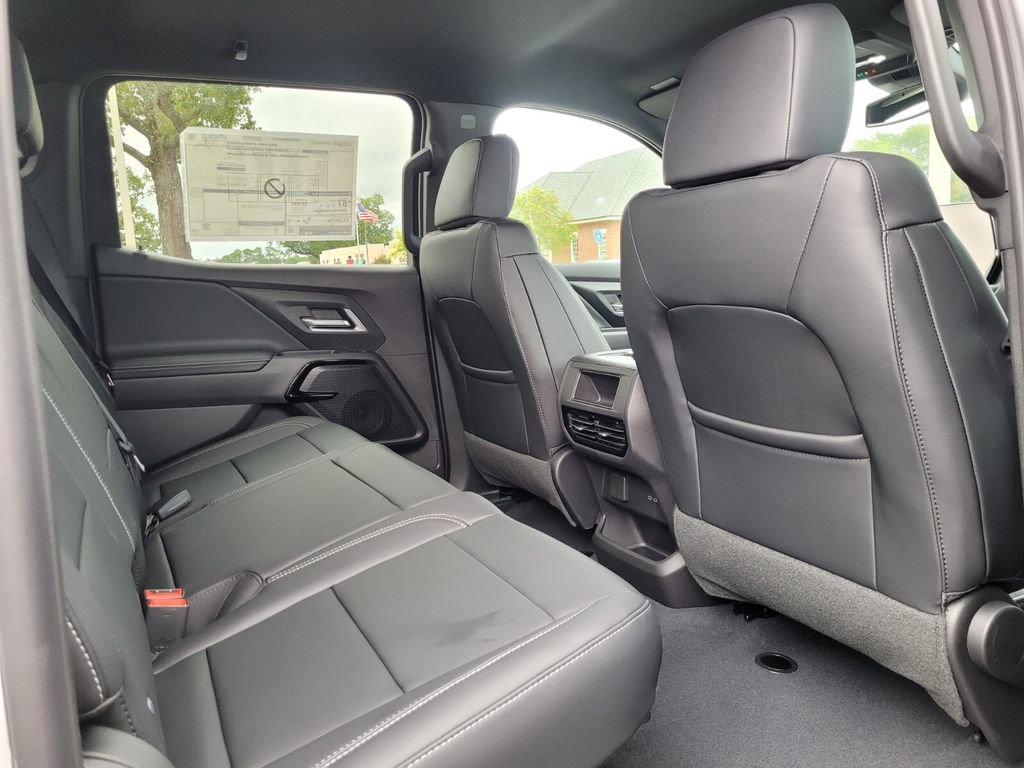 New 2026 Chevrolet Silverado EV LT image 9