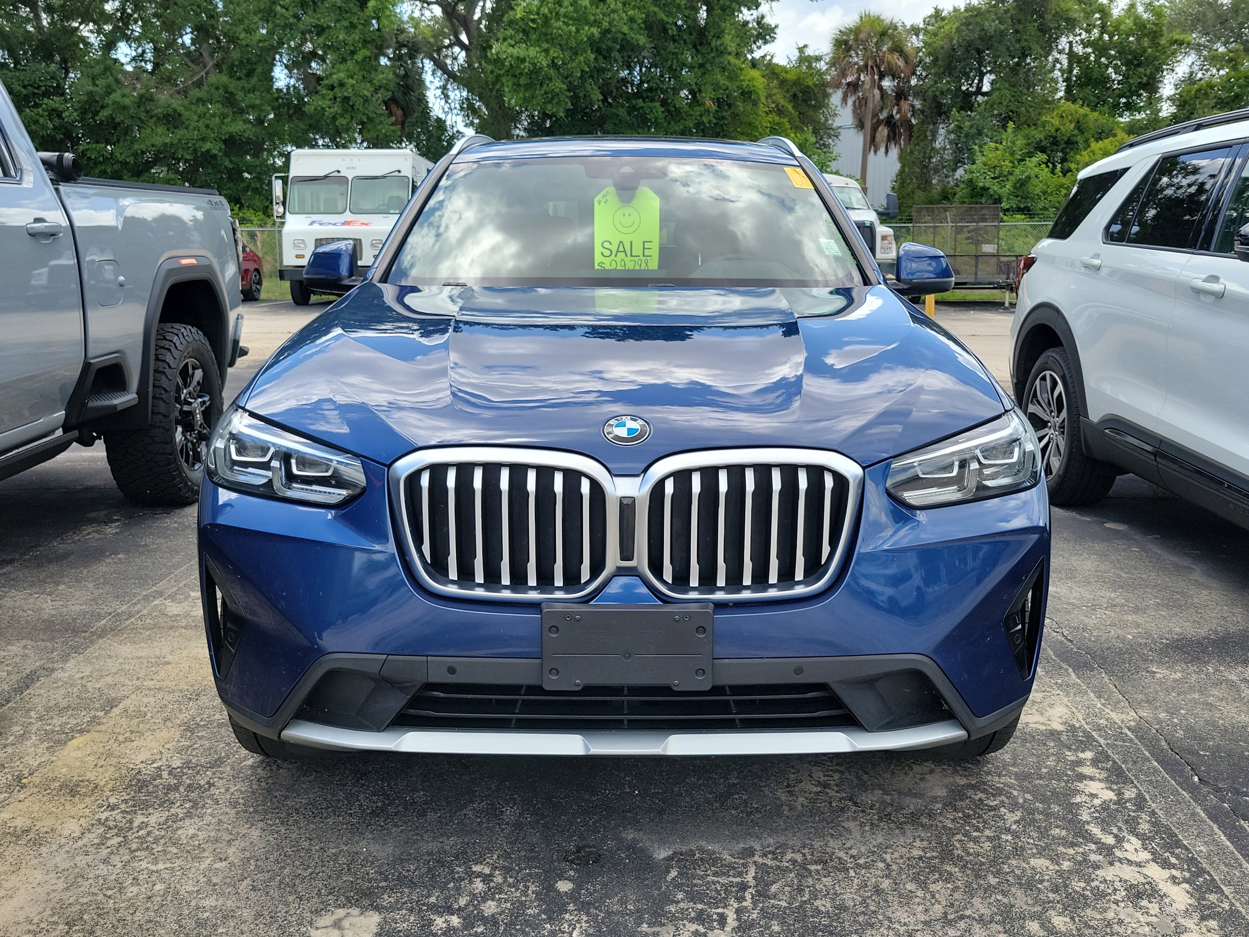 Used 2022 BMW X3 xDrive30i w/ Convenience Package AWD/4WD image 2