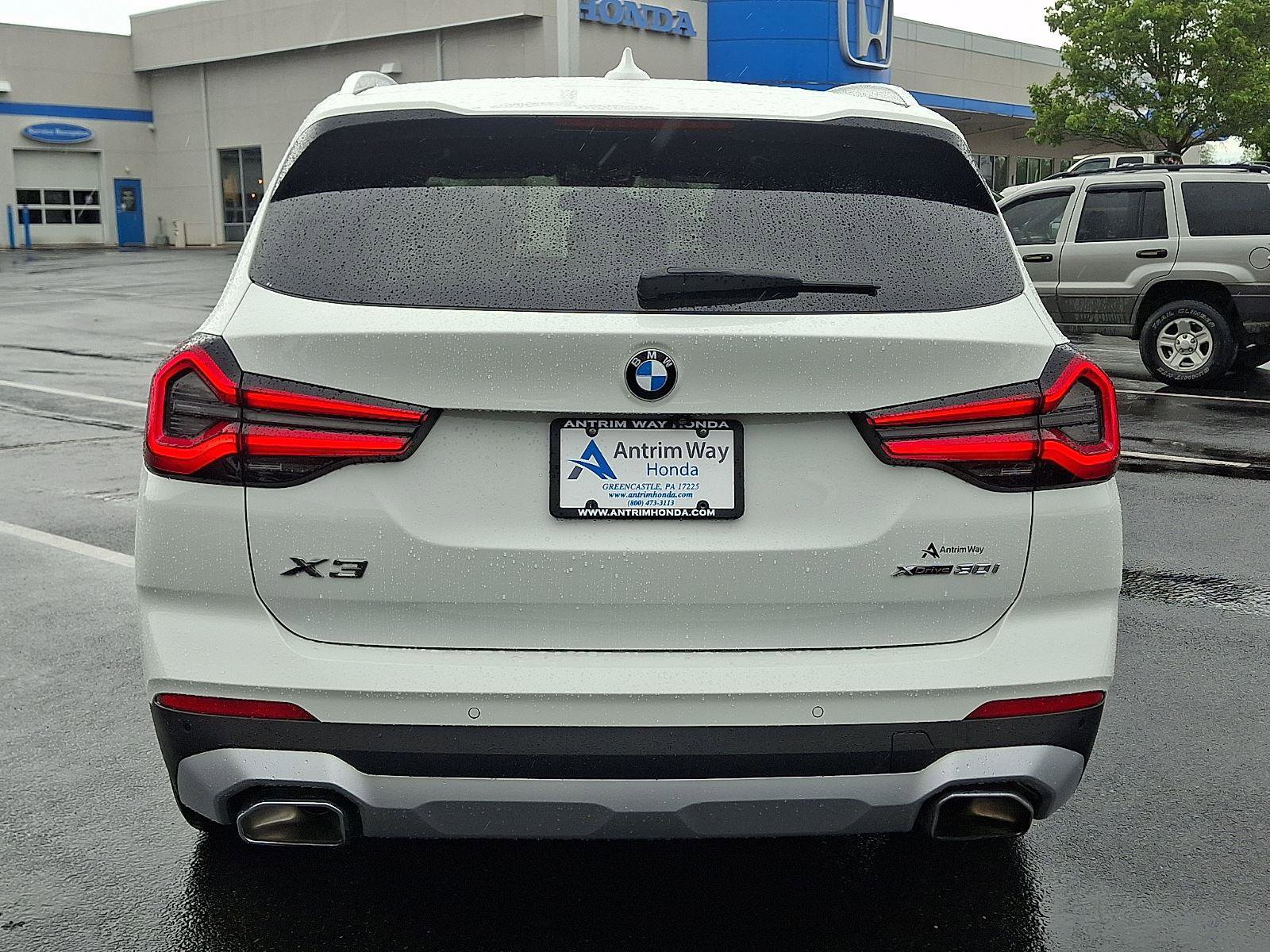 Used 2023 BMW X3 xDrive30i w/ Premium Package w/ZPA AWD/4WD image 5