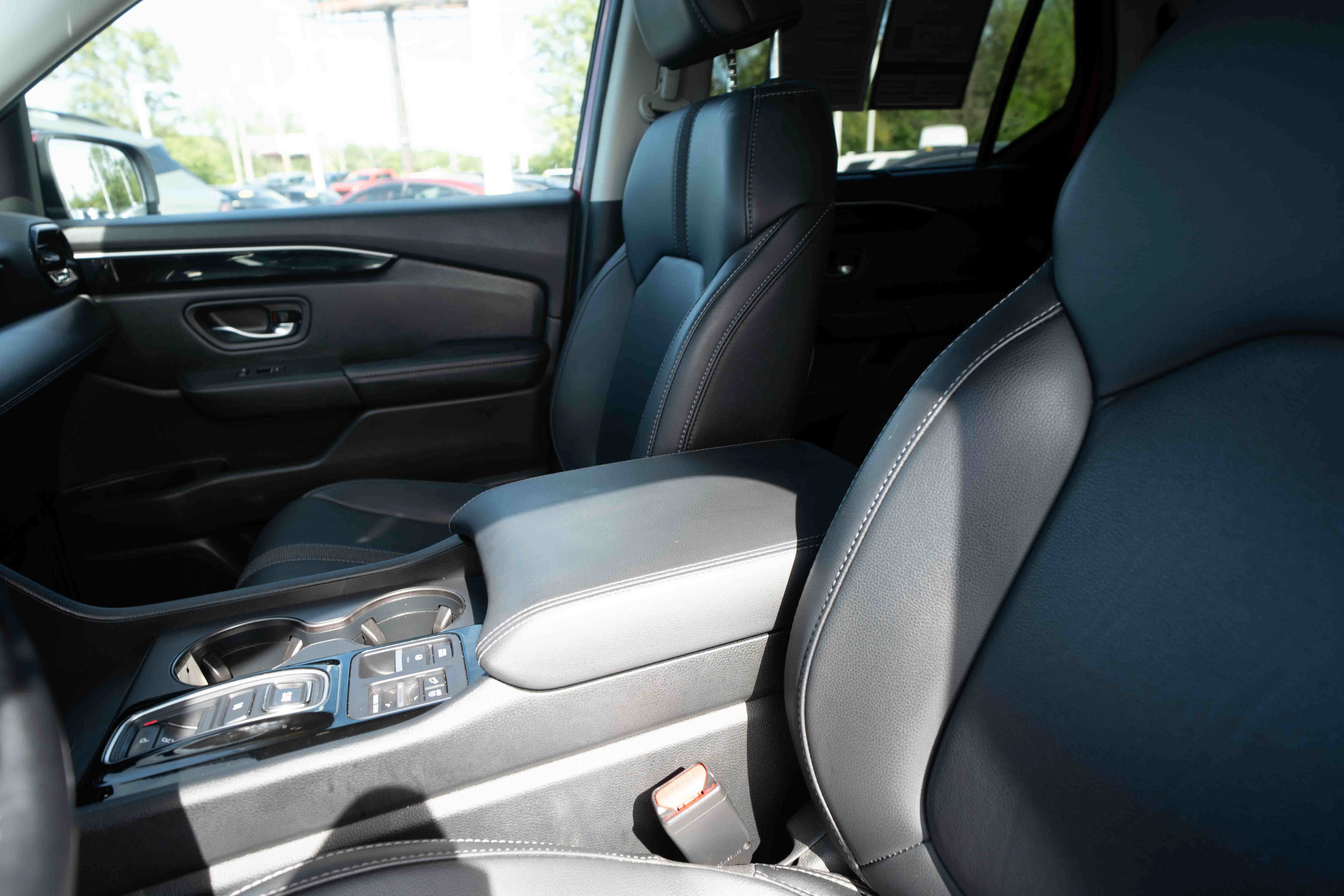 Certified 2024 Honda Pilot EX-L image 10