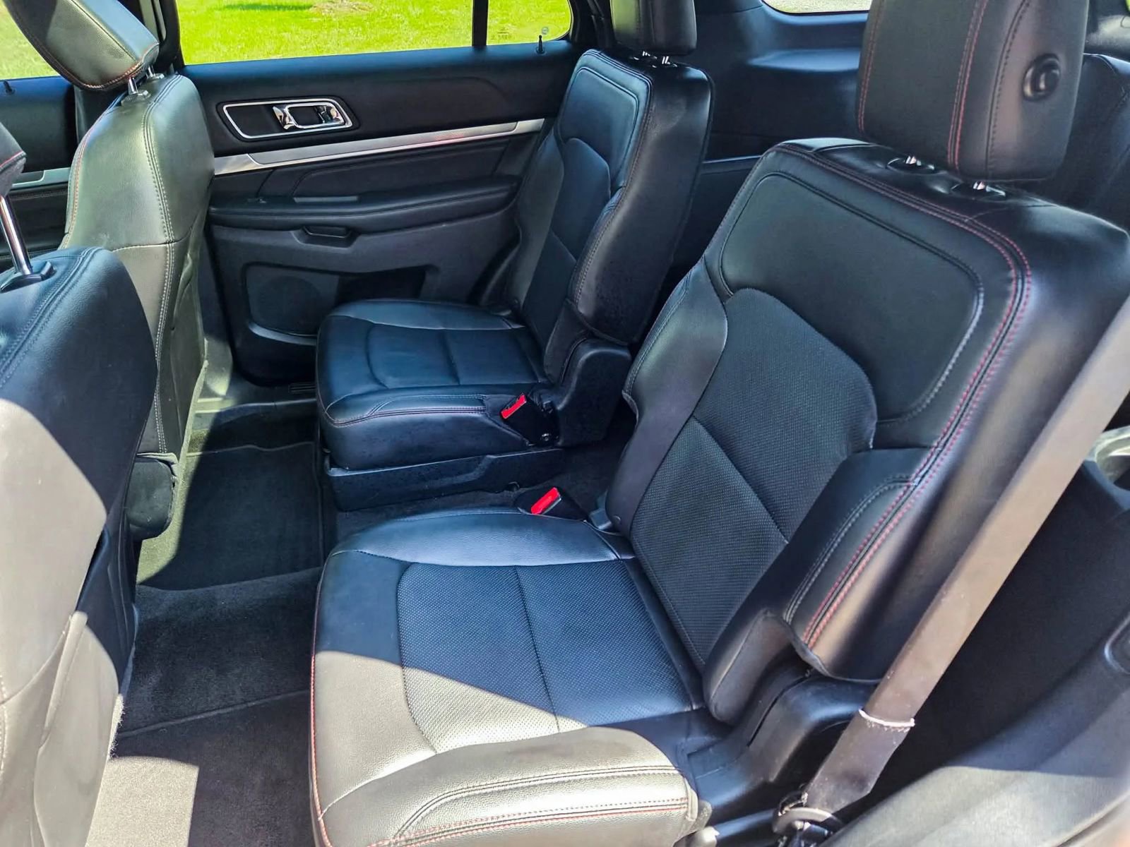 Used 2018 Ford Explorer Sport w/ Equipment Group 401A AWD/4WD image 20