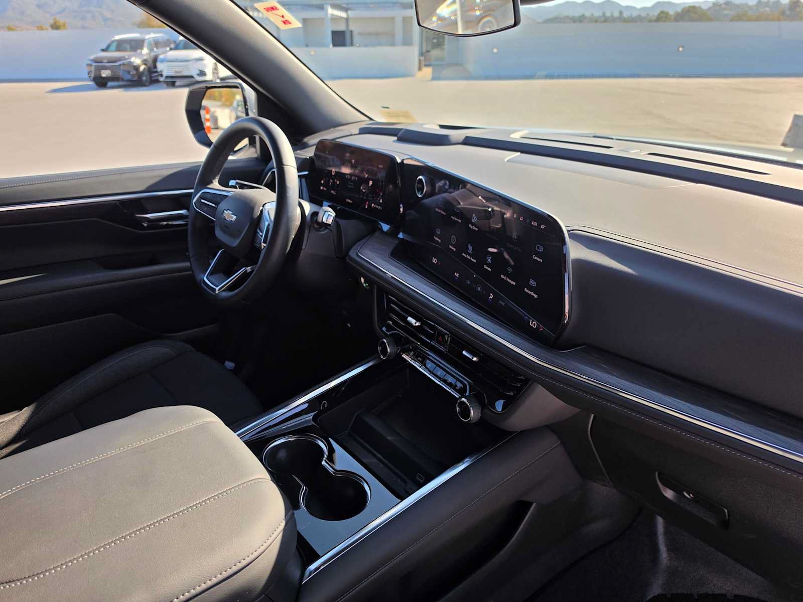 Used 2026 Chevrolet Tahoe LS w/ LPO, Get Active Package AWD/4WD image 11