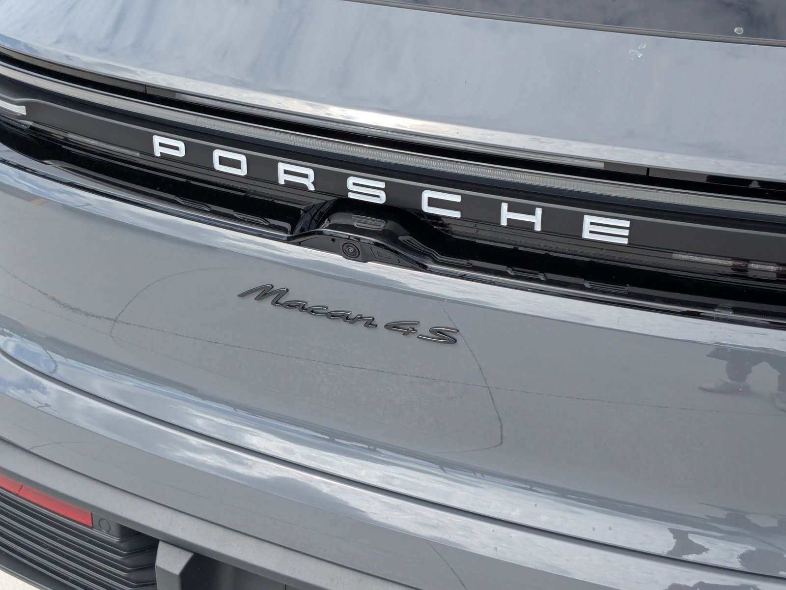 New 2025 Porsche Macan 4S Electric image 13