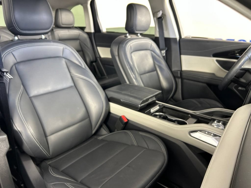 Used 2024 Lincoln Nautilus Premier w/ Equipment Group 102A AWD/4WD image 21