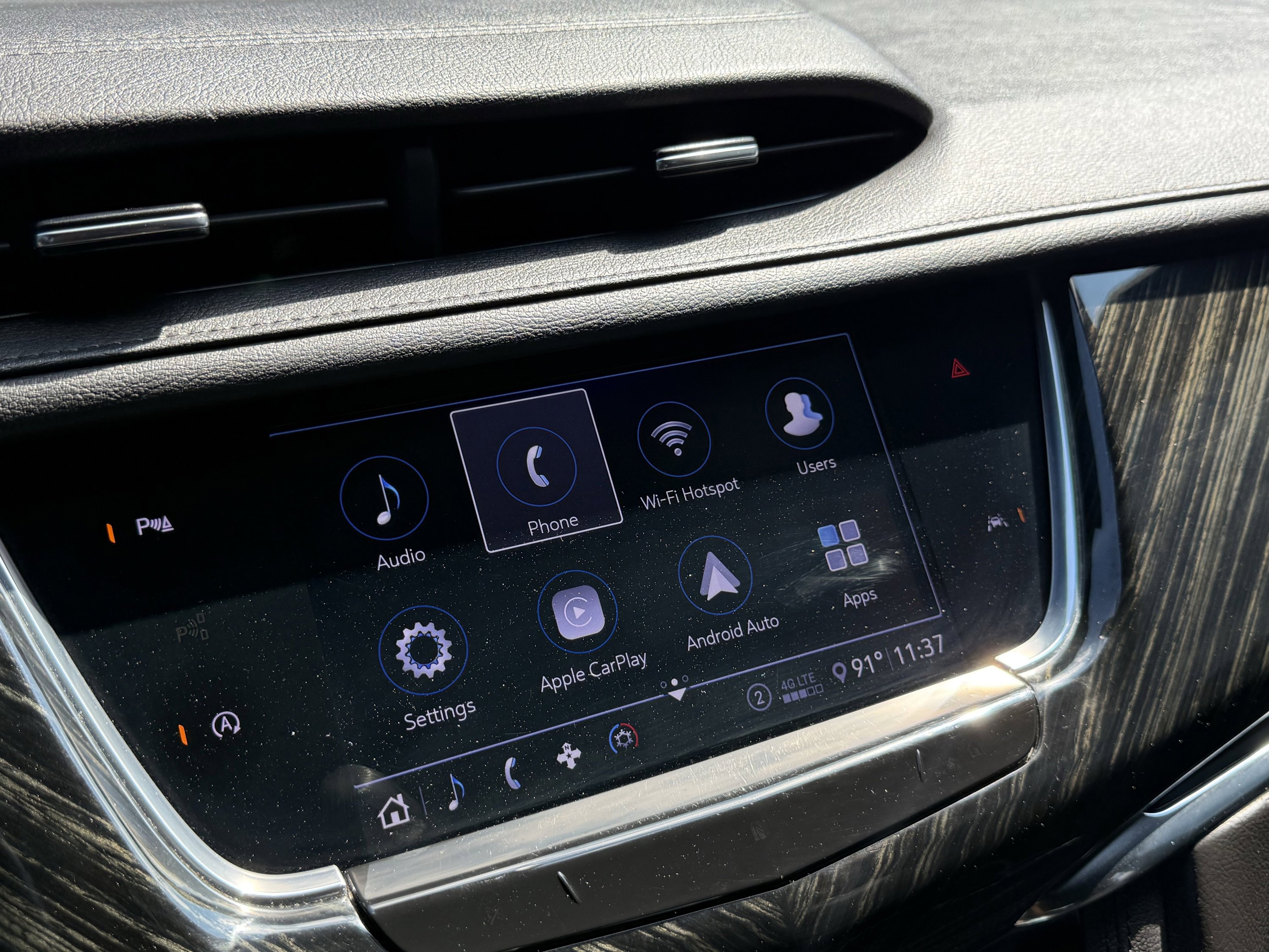 Used 2020 Cadillac XT6 Premium Luxury image 90