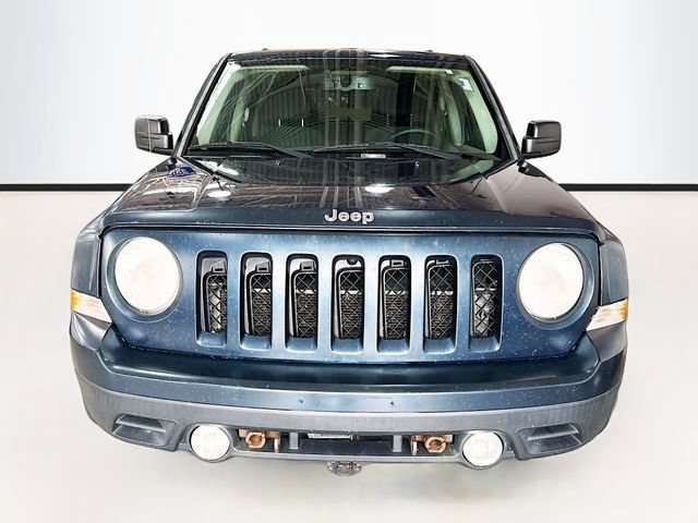 Used 2014 Jeep Patriot Latitude FWD image 4