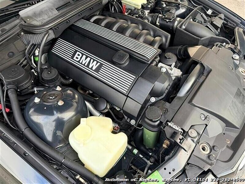 Used 1999 BMW 323i Convertible RWD image 18