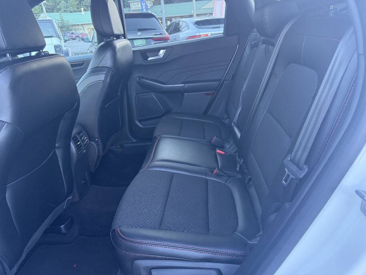 Used 2024 Ford Escape ST-Line w/ Tech Pack #1 AWD/4WD image 6