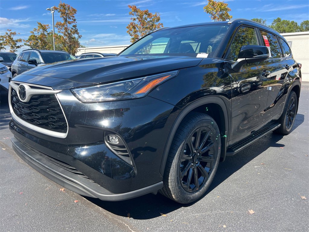 New 2026 Toyota Highlander XLE image 7