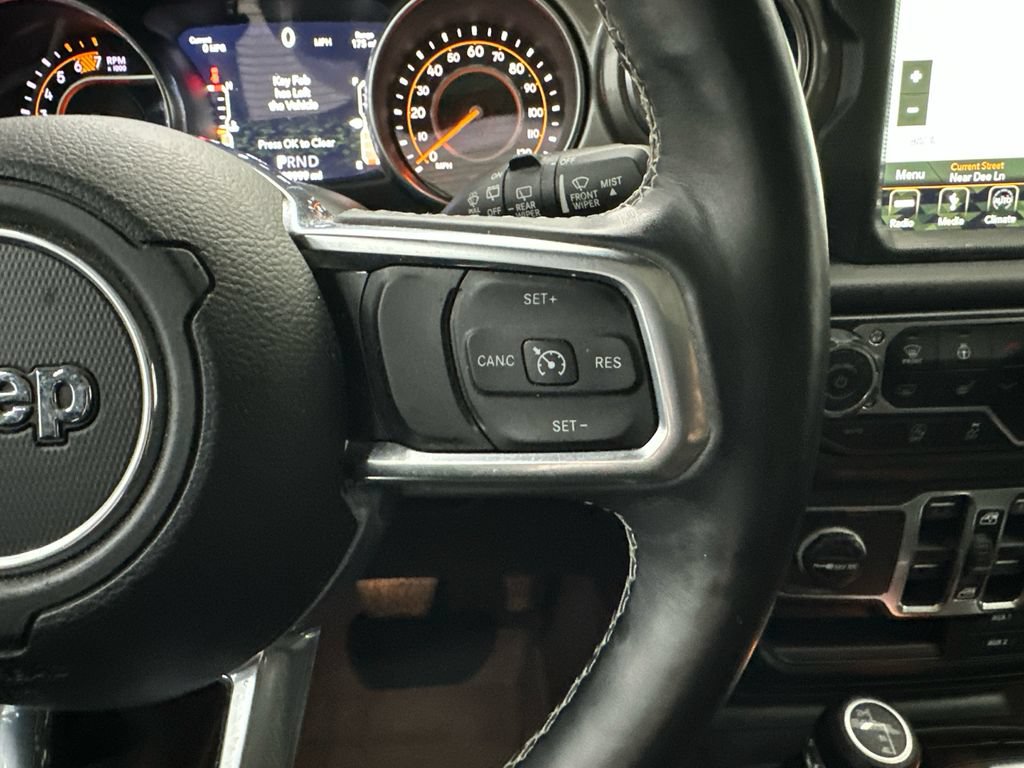 Used 2018 Jeep Wrangler Unlimited Sahara AWD/4WD image 25