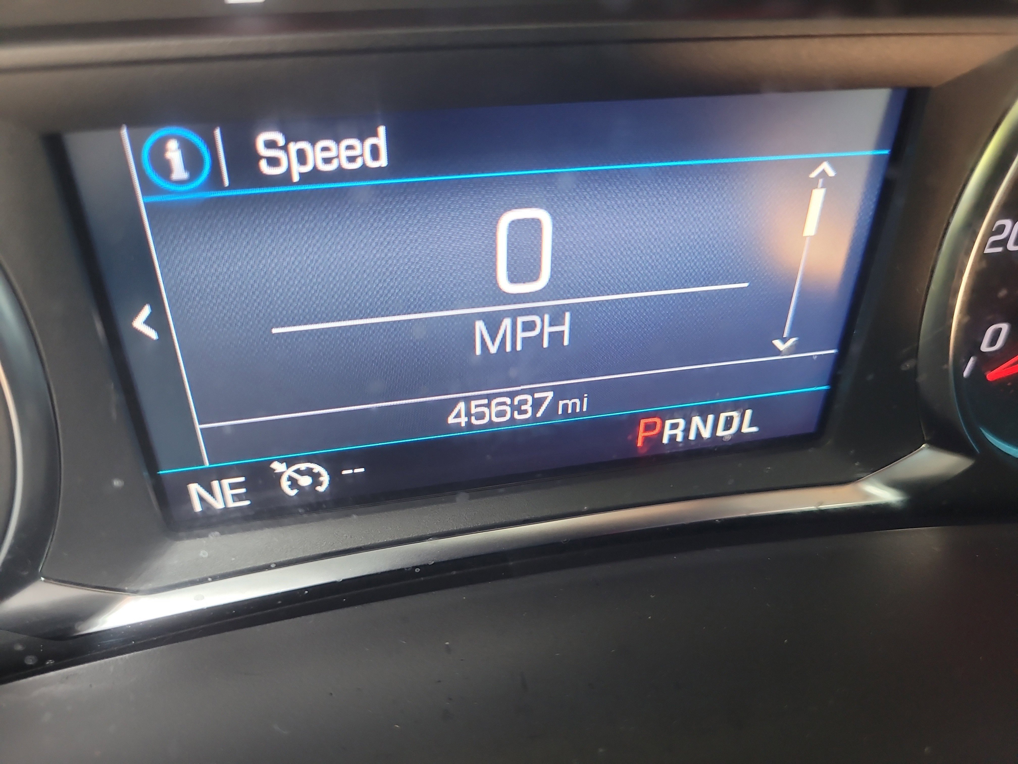Used 2024 Chevrolet Equinox RS FWD image 32