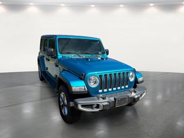 Used 2020 Jeep Wrangler Unlimited Sahara w/ Cold Weather Group AWD/4WD image 8
