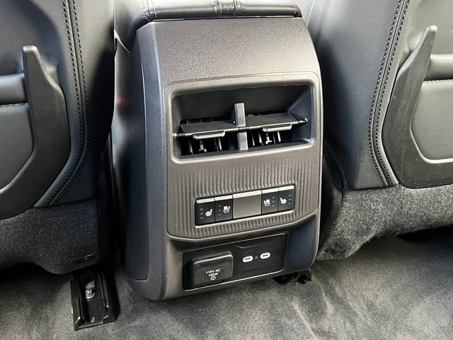 Used 2024 Jeep Wagoneer Launch Edition image 40