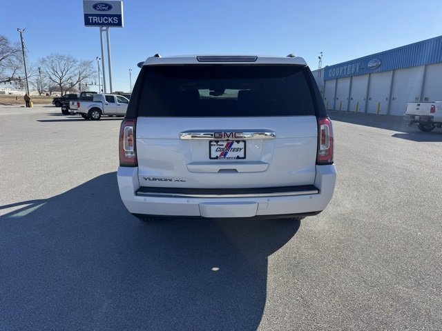 Used 2019 GMC Yukon XL Denali w/ Open Road Package image 4