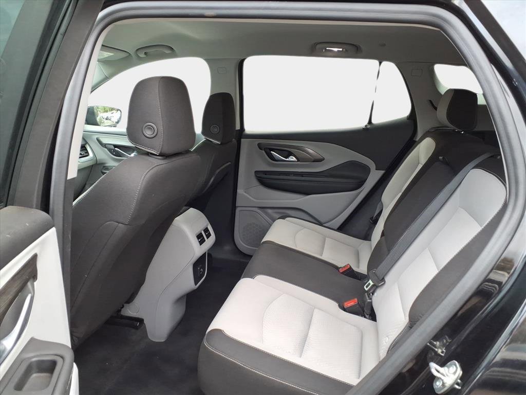 Used 2024 GMC Terrain SLE image 12