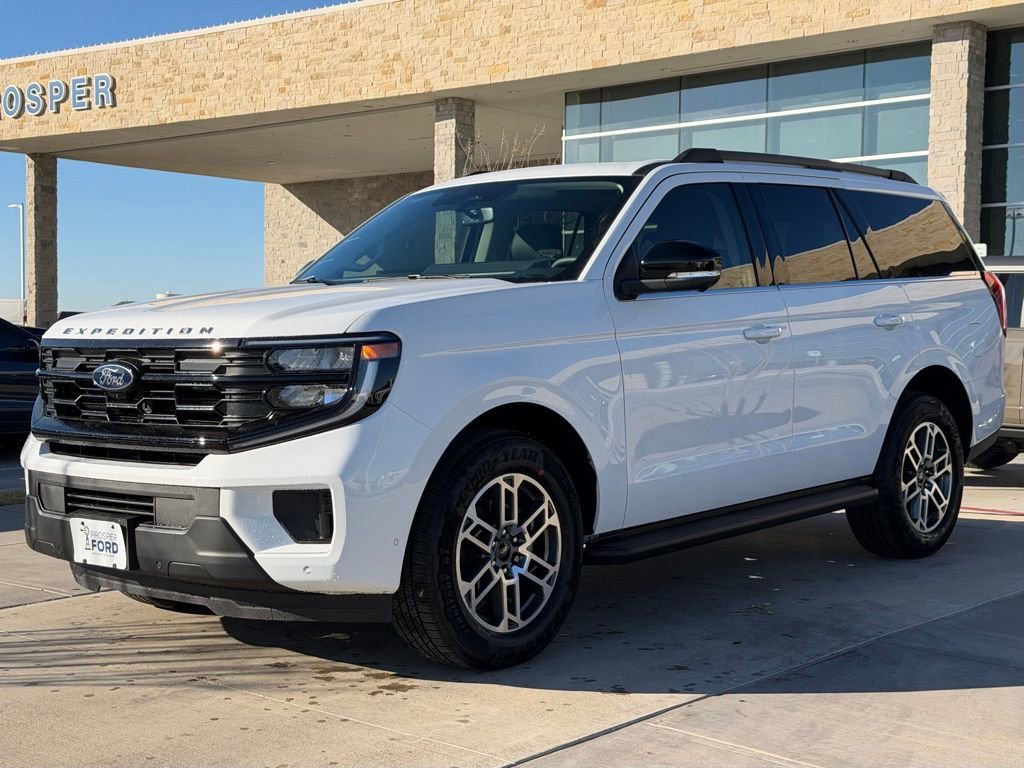 New 2025 Ford Expedition Active image 9