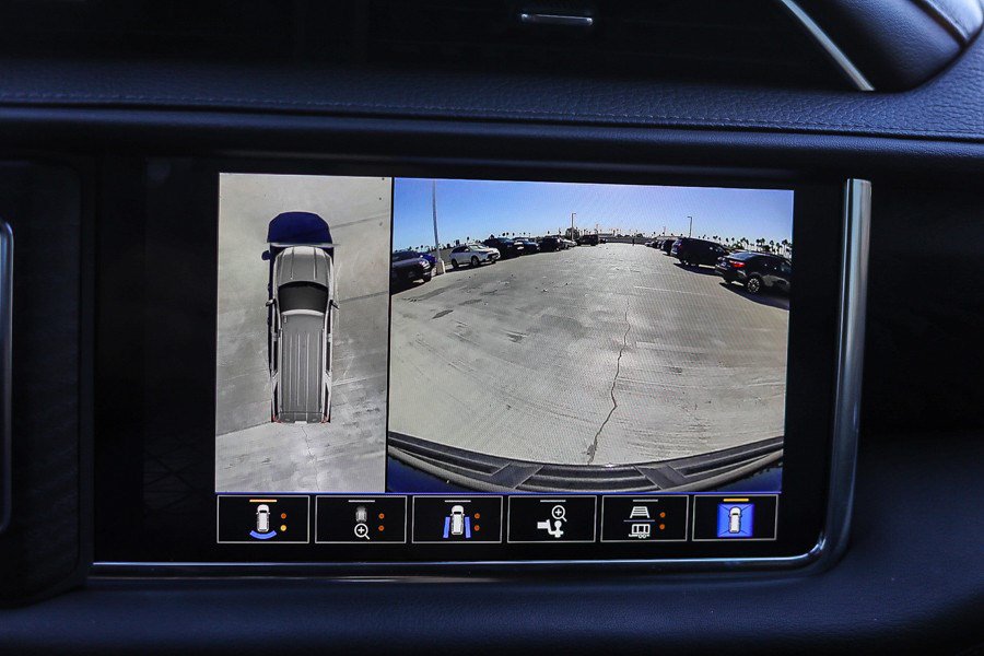 Used 2022 GMC Yukon Denali w/ Max Trailering Package AWD/4WD image 23