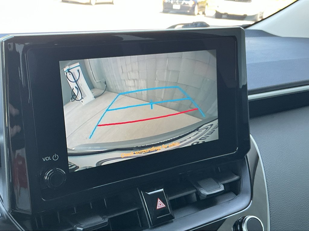 Used 2025 Toyota Corolla LE FWD image 23
