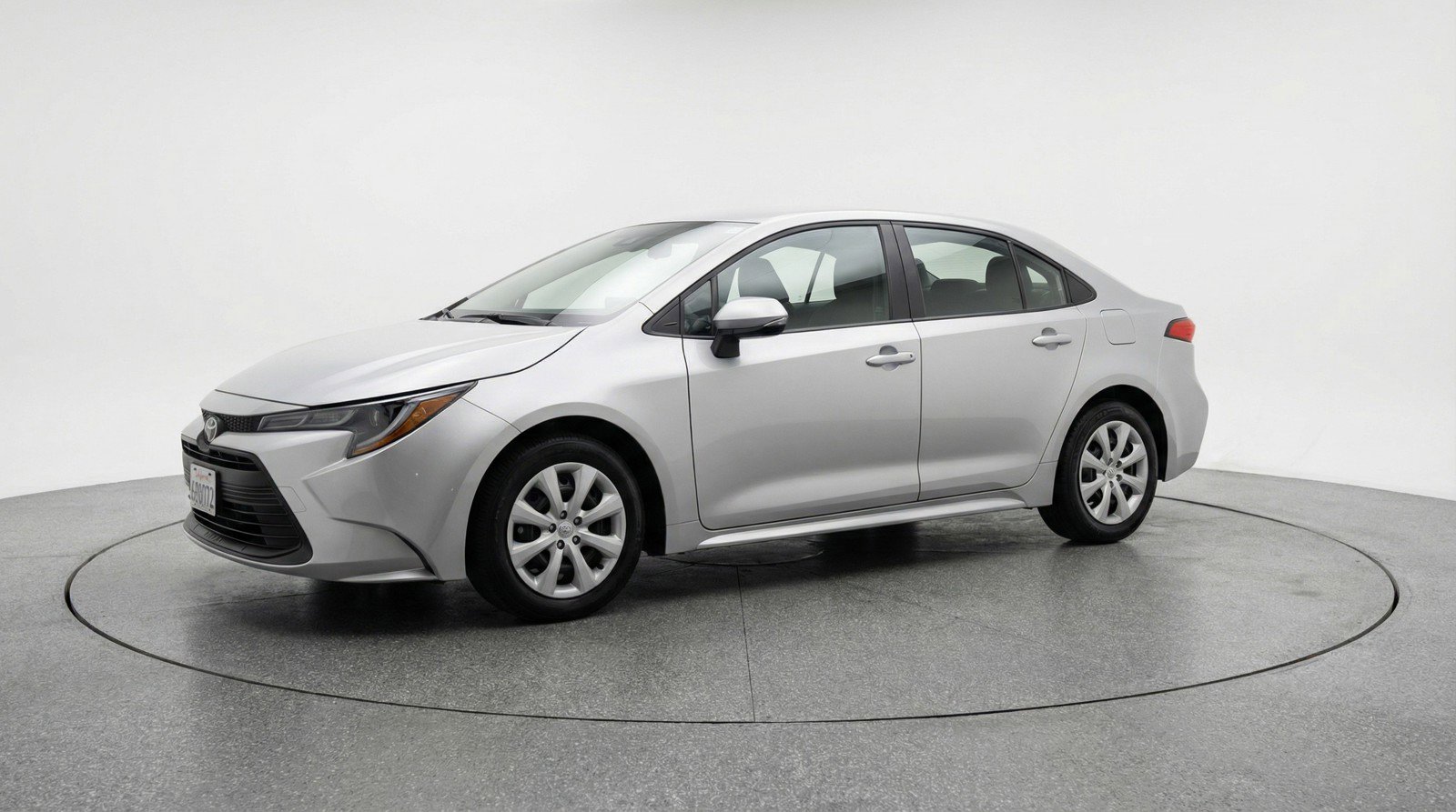 Used 2025 Toyota Corolla LE FWD image 3