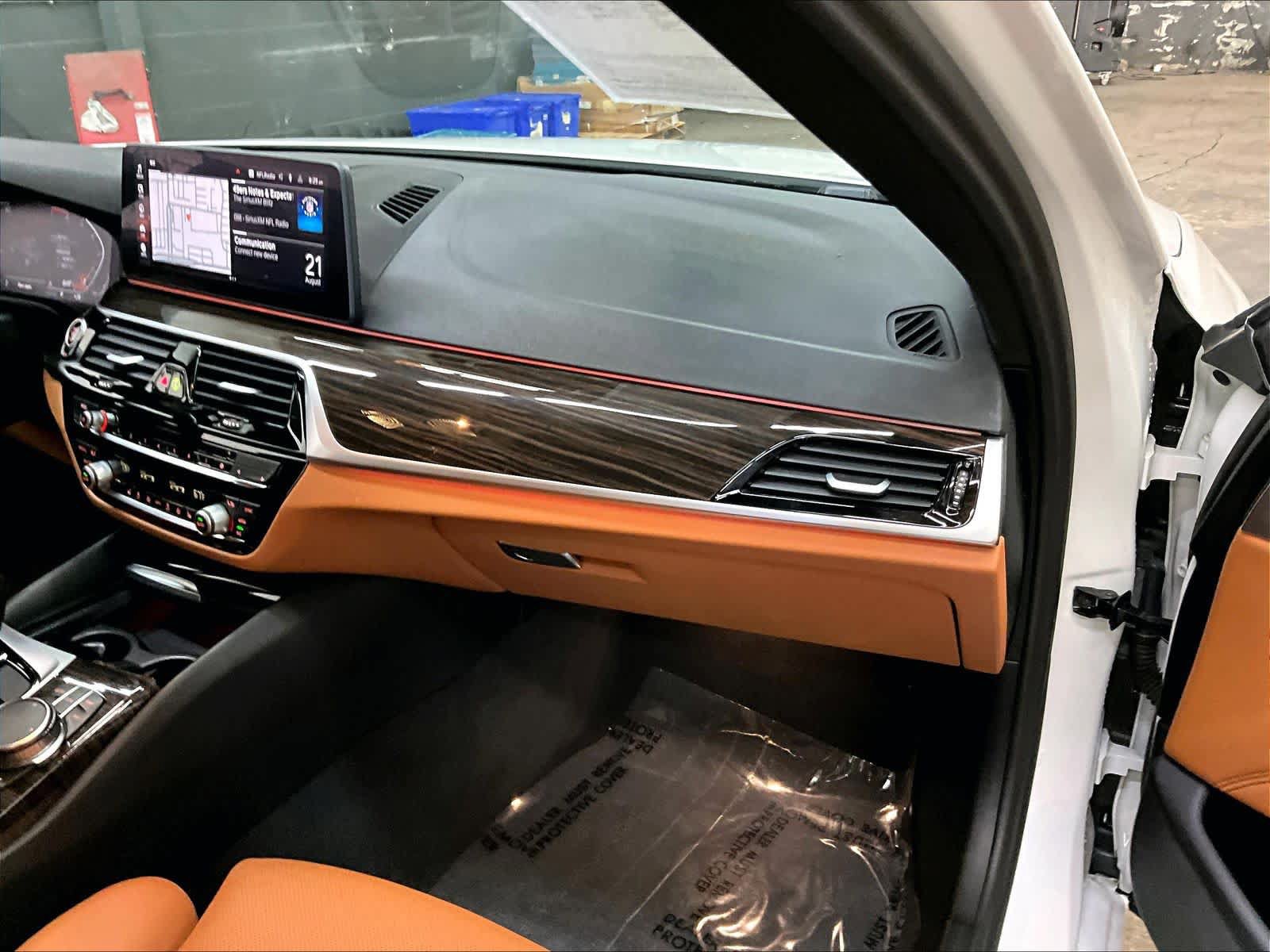 Used 2023 BMW 530i w/ Convenience Package RWD image 19