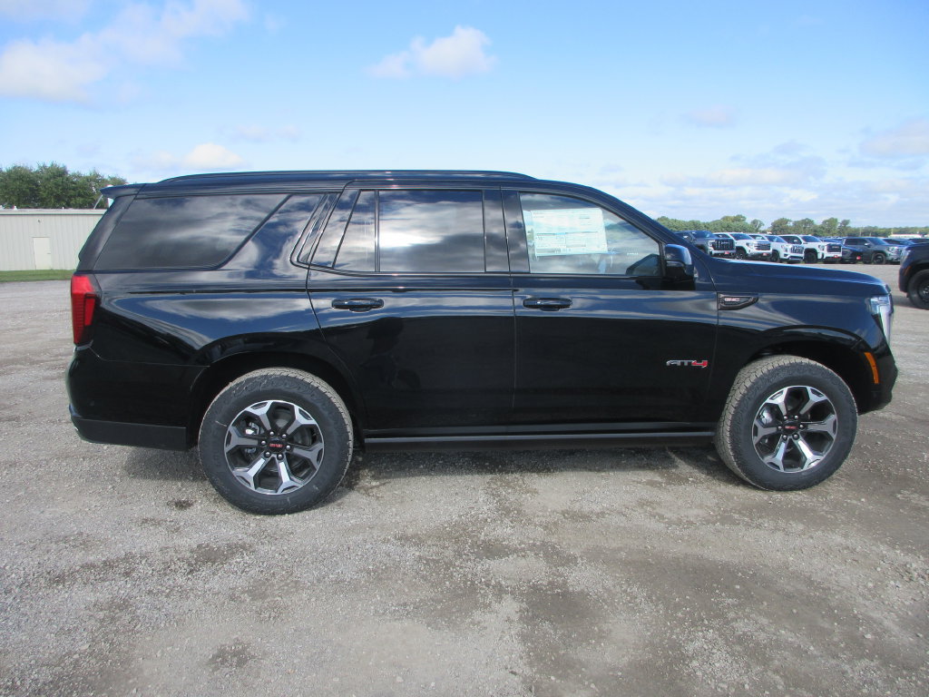 New 2026 GMC Yukon AT4 Ultimate AWD/4WD image 3