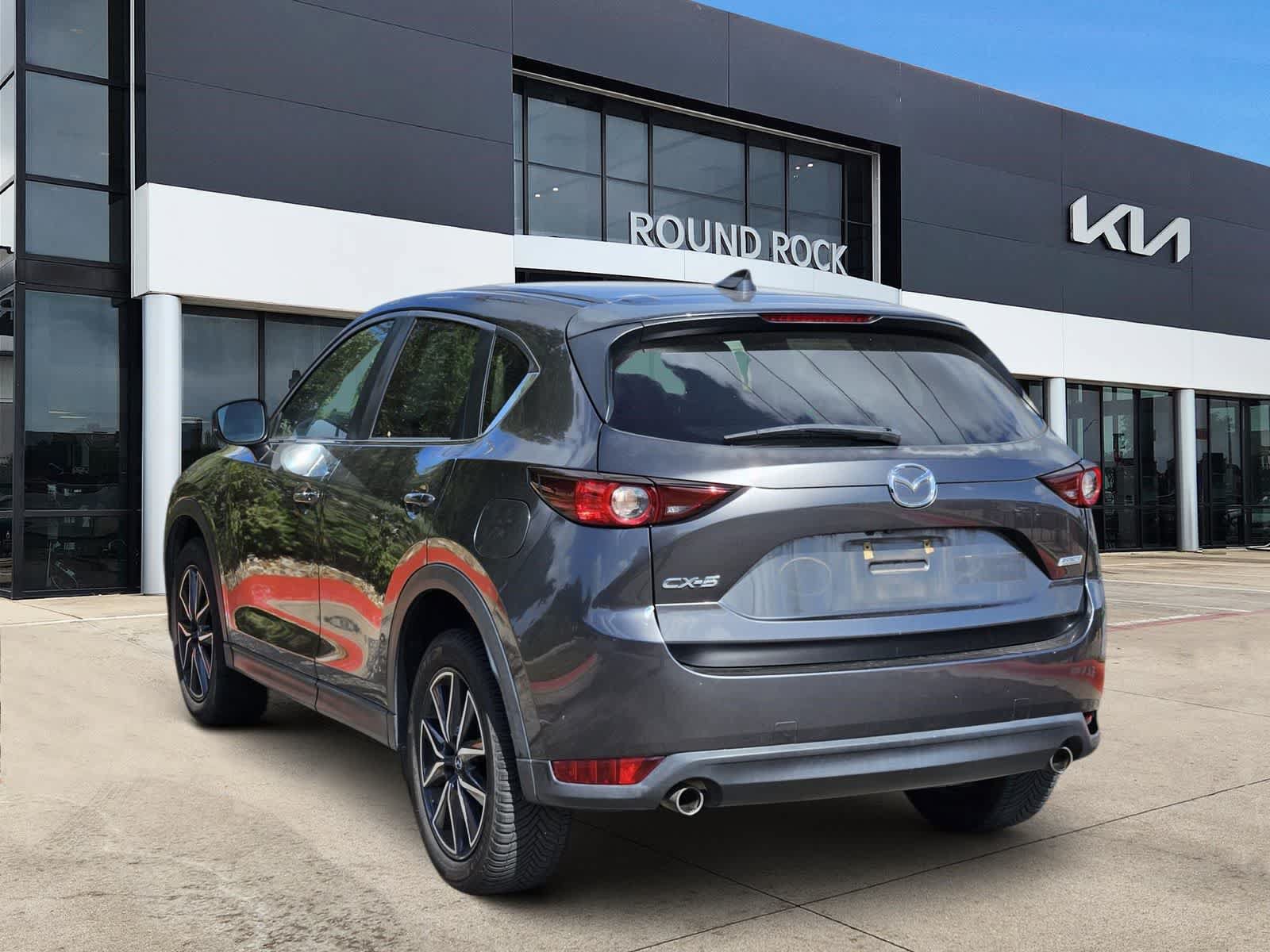 Used 2018 MAZDA CX-5 Touring w/ Preferred Equipment Package FWD image 6