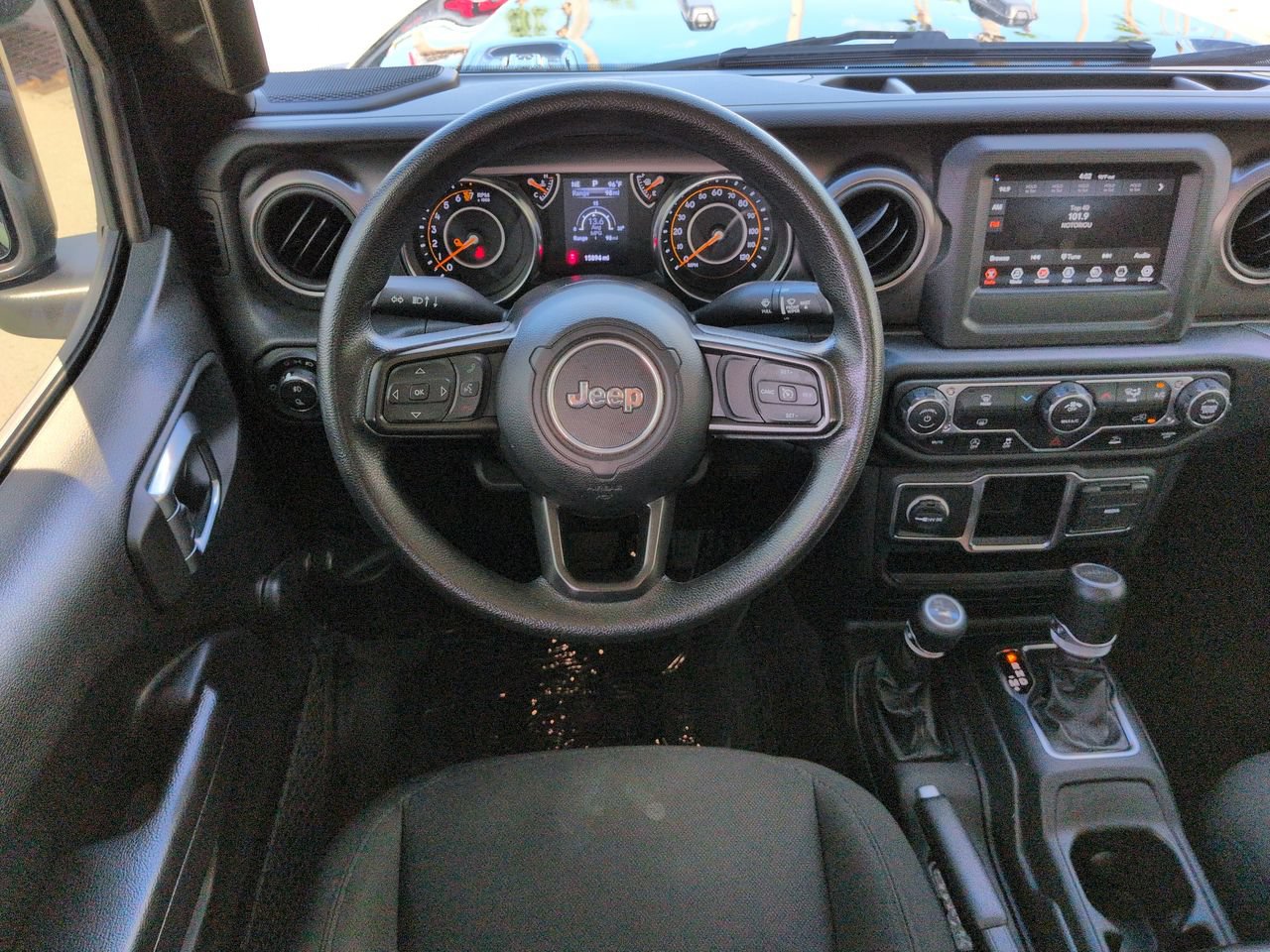 Used 2023 Jeep Gladiator Sport AWD/4WD image 14