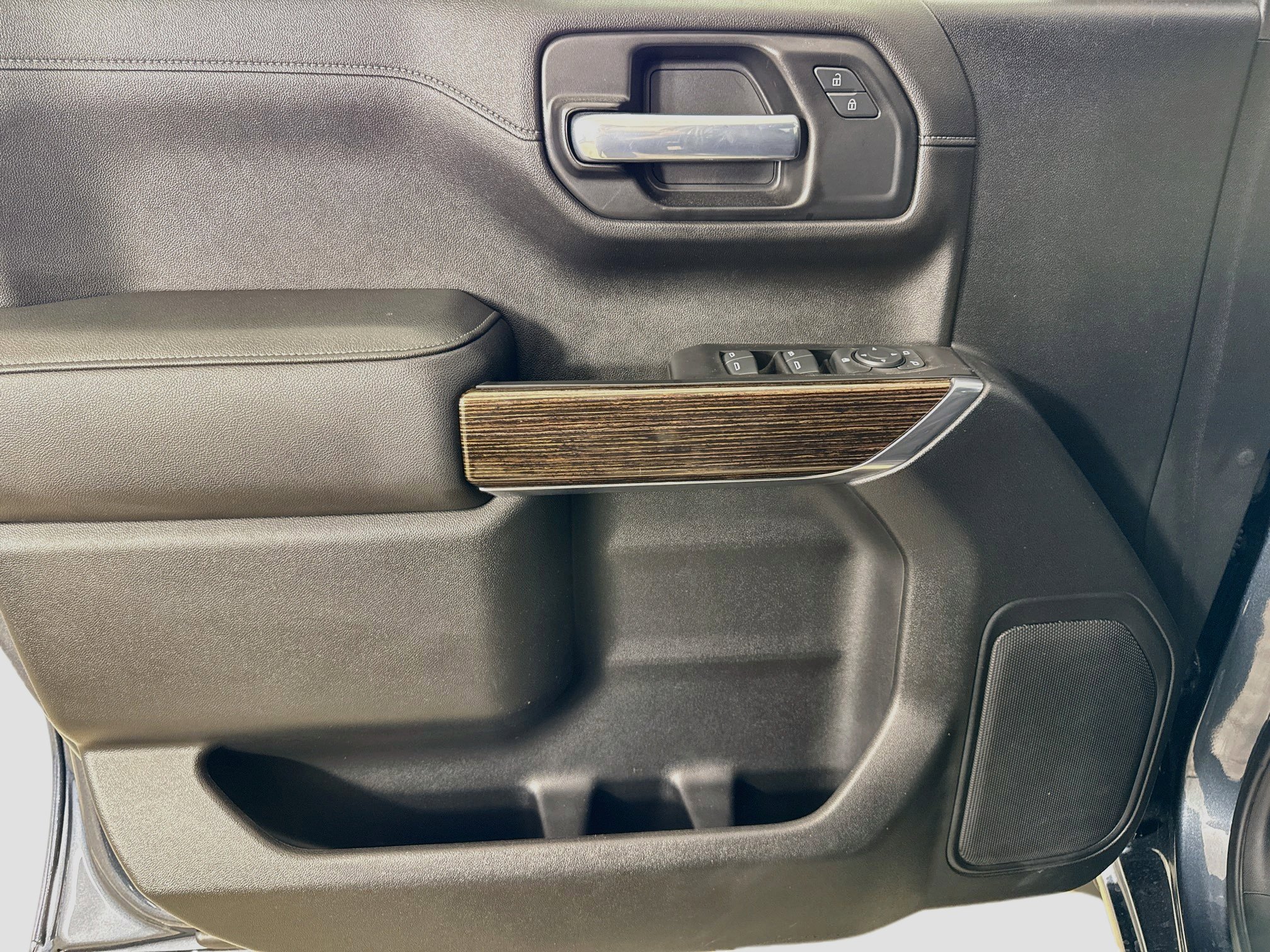 Used 2021 GMC Sierra 1500 Elevation RWD image 17