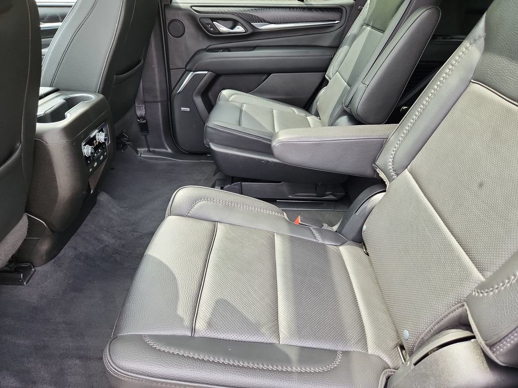 Used 2023 GMC Yukon Denali w/ Max Trailering Package AWD/4WD image 5