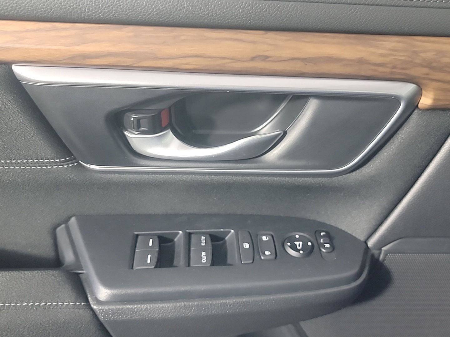 Certified 2021 Honda CR-V EX image 25