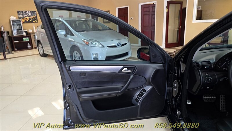 Used 2006 Mercedes-Benz C 230 Sedan image 11
