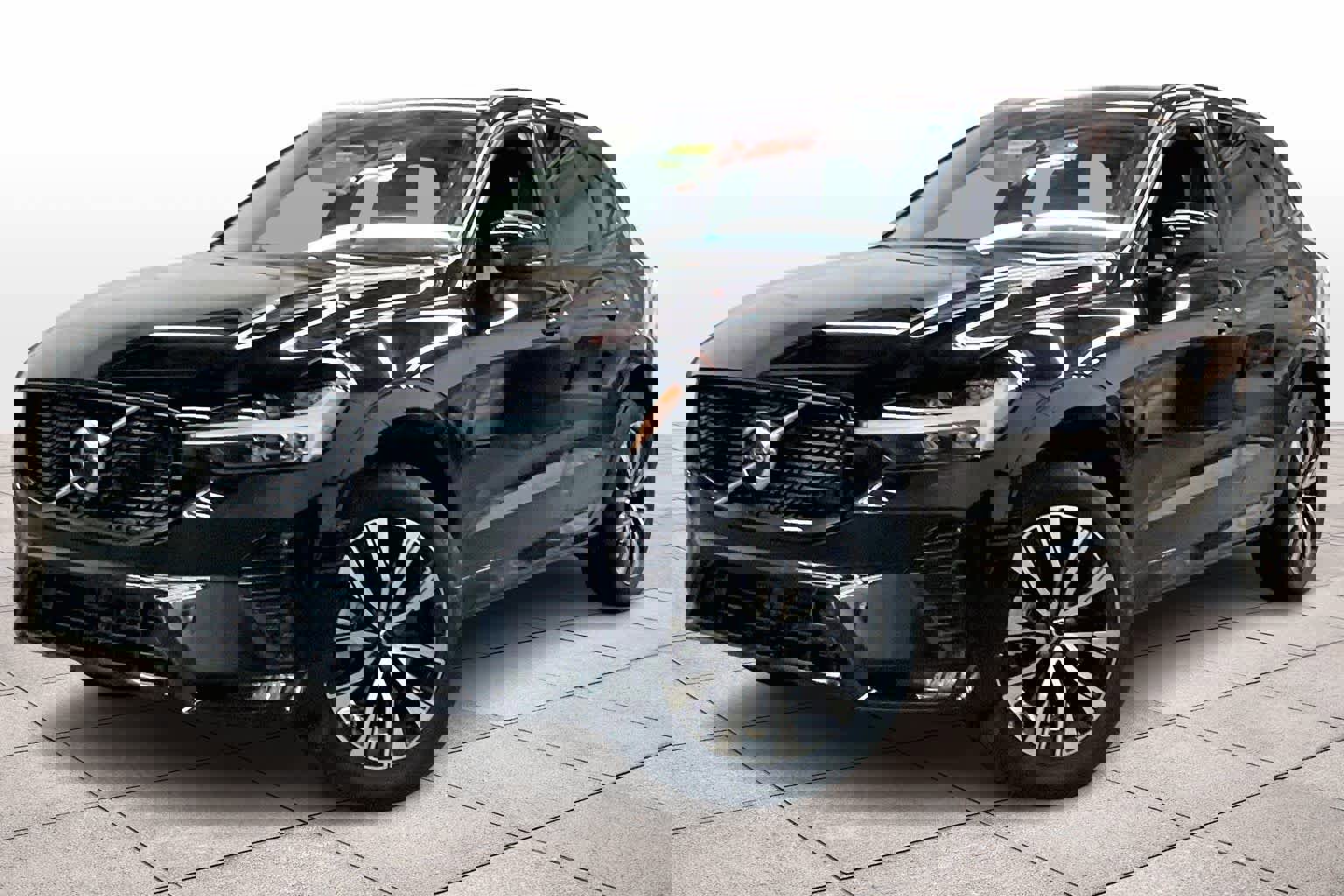 Used 2025 Volvo XC60 B5 Core w/ Protection Package Premier video 1