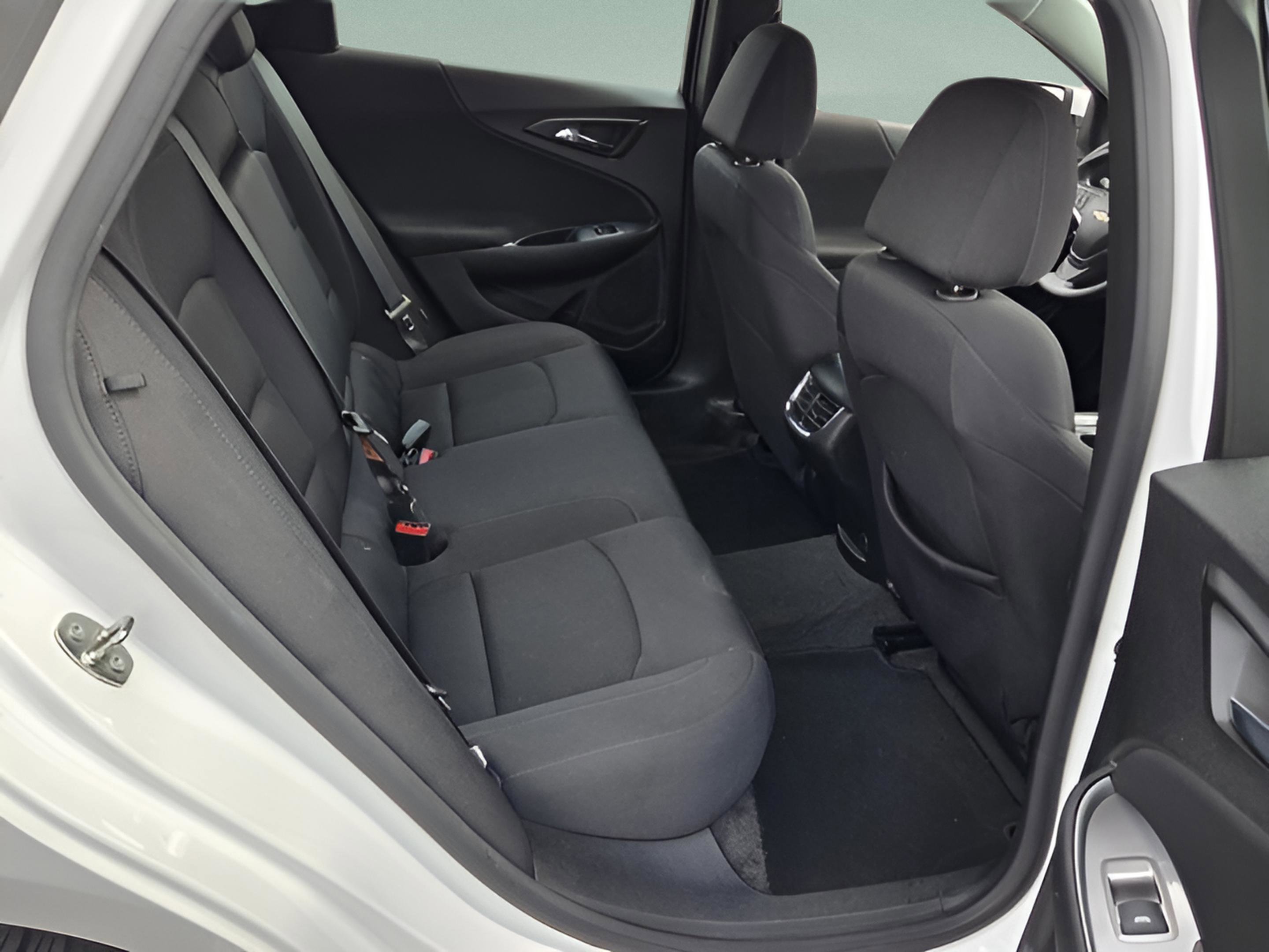 Used 2024 Chevrolet Malibu LT FWD image 18