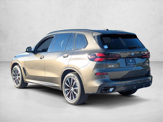 New 2026 BMW X5 xDrive50e w/ M Sport Package AWD/4WD image 8